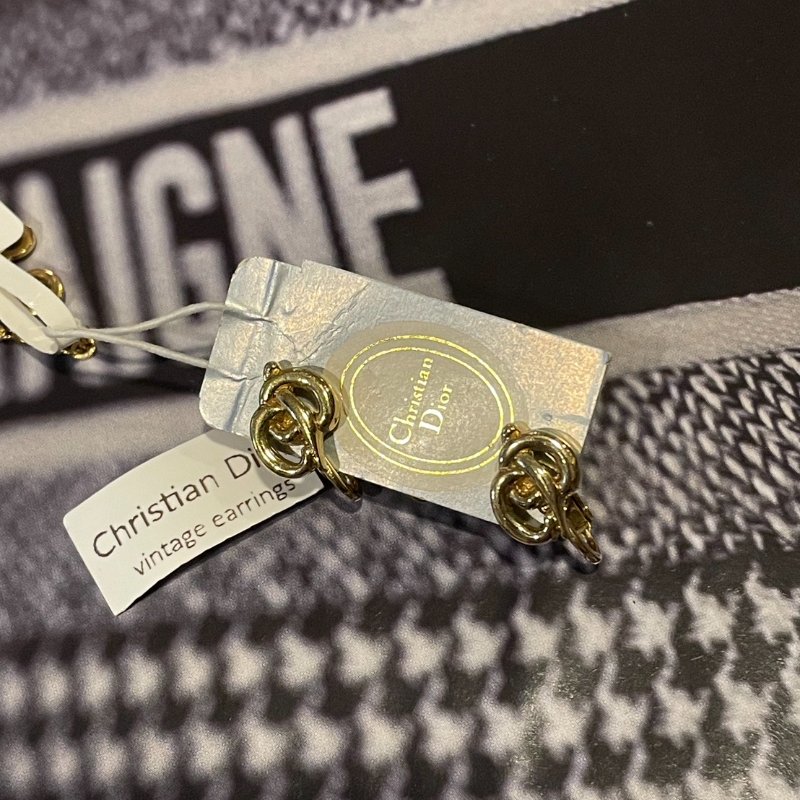 VINTAGE DIOR 金色草寫字母CD古董耳夾-7