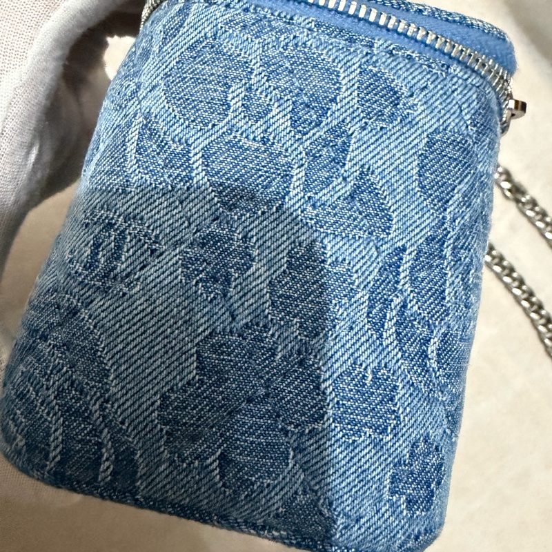 CHANEL 牛仔長盒子-19