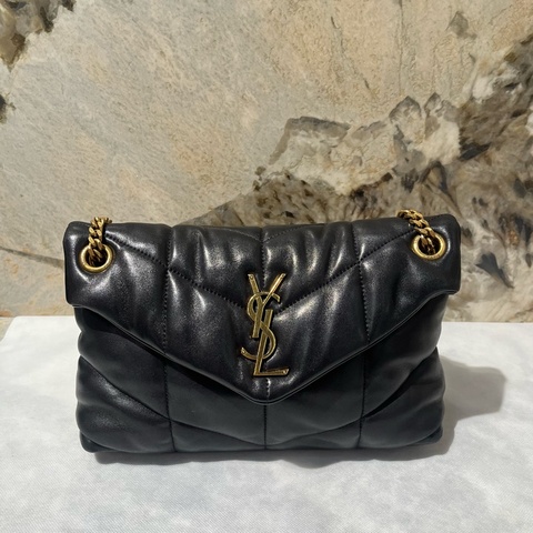 YSL Black黑色羊皮Puffer淡金釦鏈包