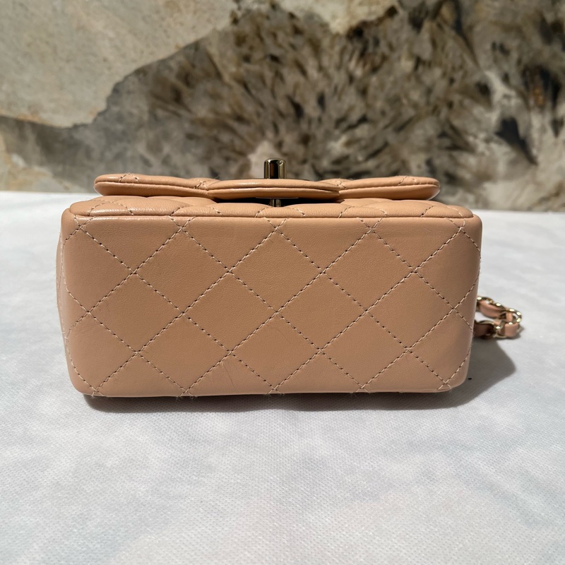 Chanel 米色羊皮金釦CF17-3