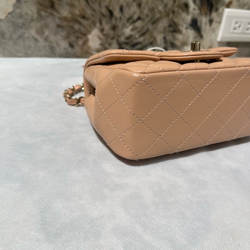 Chanel 米色羊皮金釦CF17-4