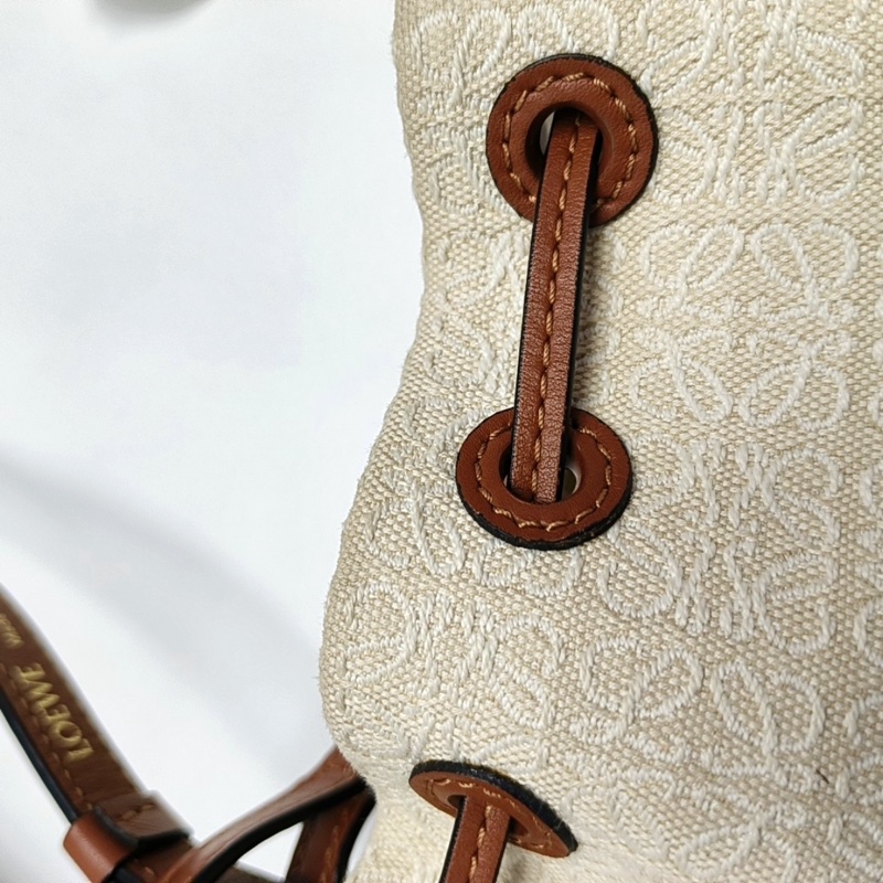 9.9新 羅意威/LOEWE Balloon 迷你米色帆布老花浮雕單肩包 斜挎包手提包 金色五金 可拆卸肩帶-7