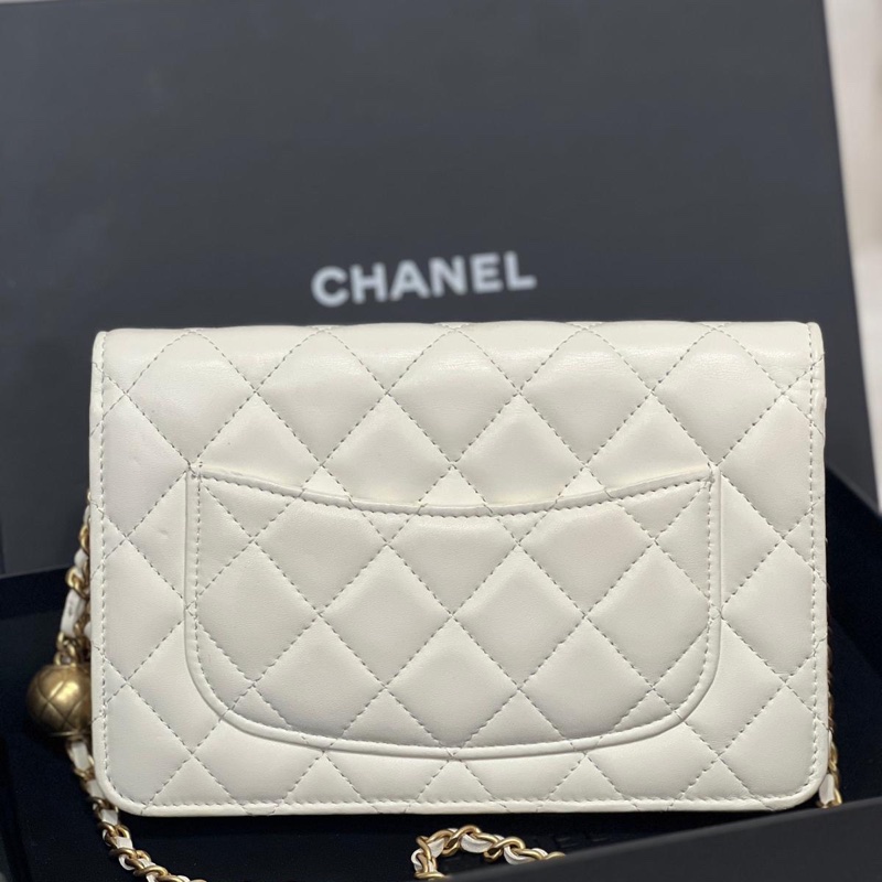 99新Chanel香奈兒金球woc發財包白金羊皮旋鈕扣芯片款-10