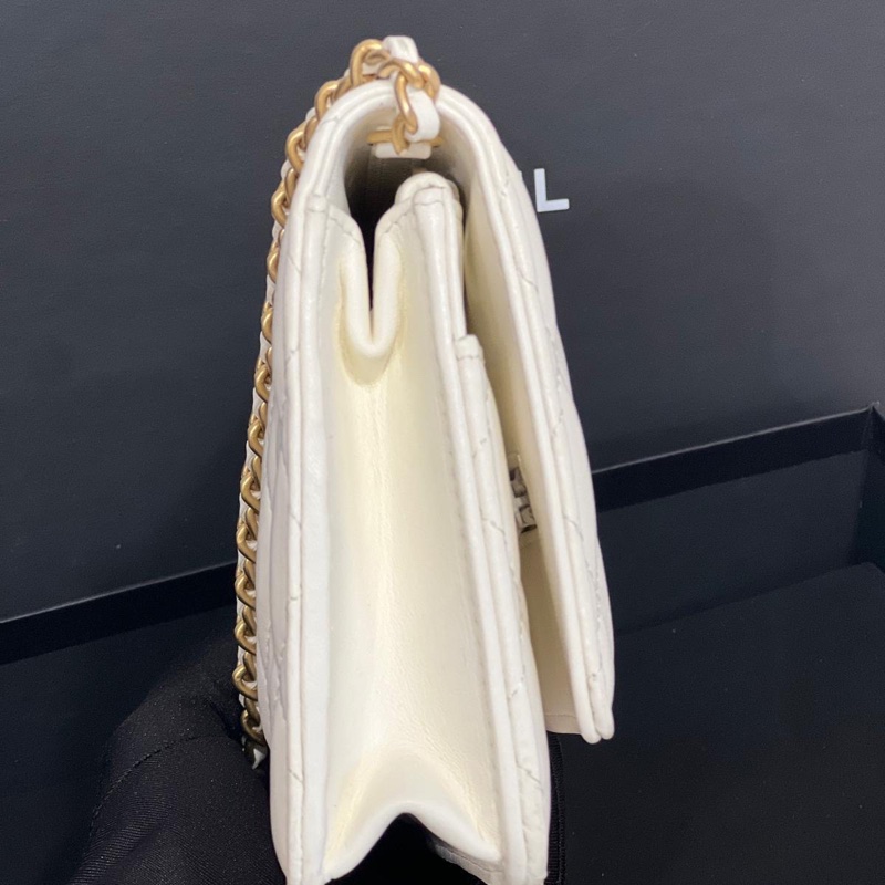99新Chanel香奈兒金球woc發財包白金羊皮旋鈕扣芯片款-13