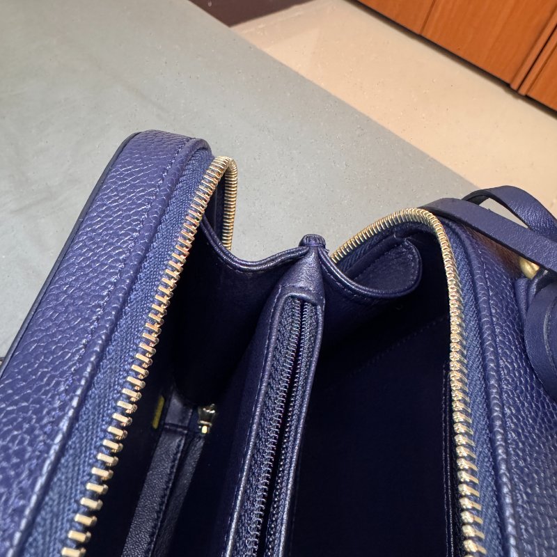 黑白馬小姐的斷捨離~二手CHANEL Vanity Medium 深藍金 經典鍊條 非晶片款-13