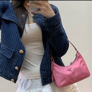 9.9新PRADA Re-Edition2005 迷你 粉紅色尼龍徽標手提包單肩包 銀色五金-8