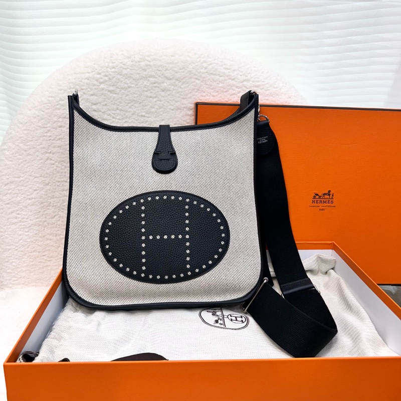 Hermes 愛馬仕熊貓配色帆布 Evelyne29 PM斜背包 肩背包 H包 logo洞洞包 經典H包-6
