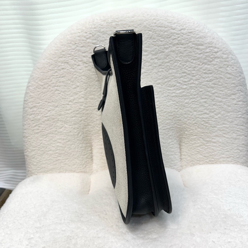 Hermes 愛馬仕熊貓配色帆布 Evelyne29 PM斜背包 肩背包 H包 logo洞洞包 經典H包-10