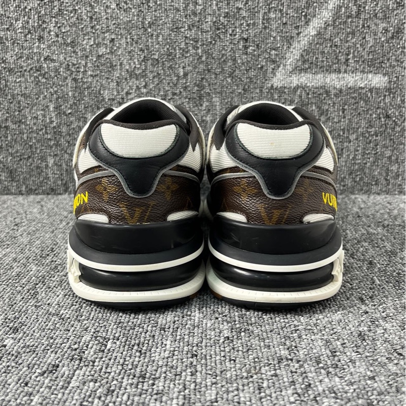 Louis Vuitton 路易威登 白棕色老花運動鞋尺碼42碼 🧡-2