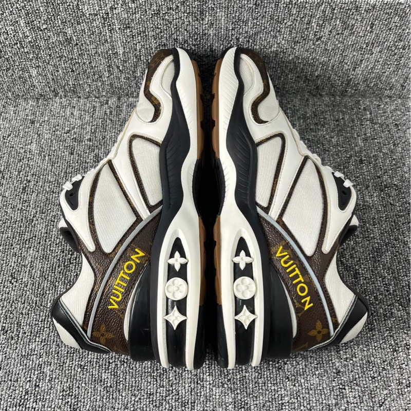 Louis Vuitton 路易威登 白棕色老花運動鞋尺碼42碼 🧡-4