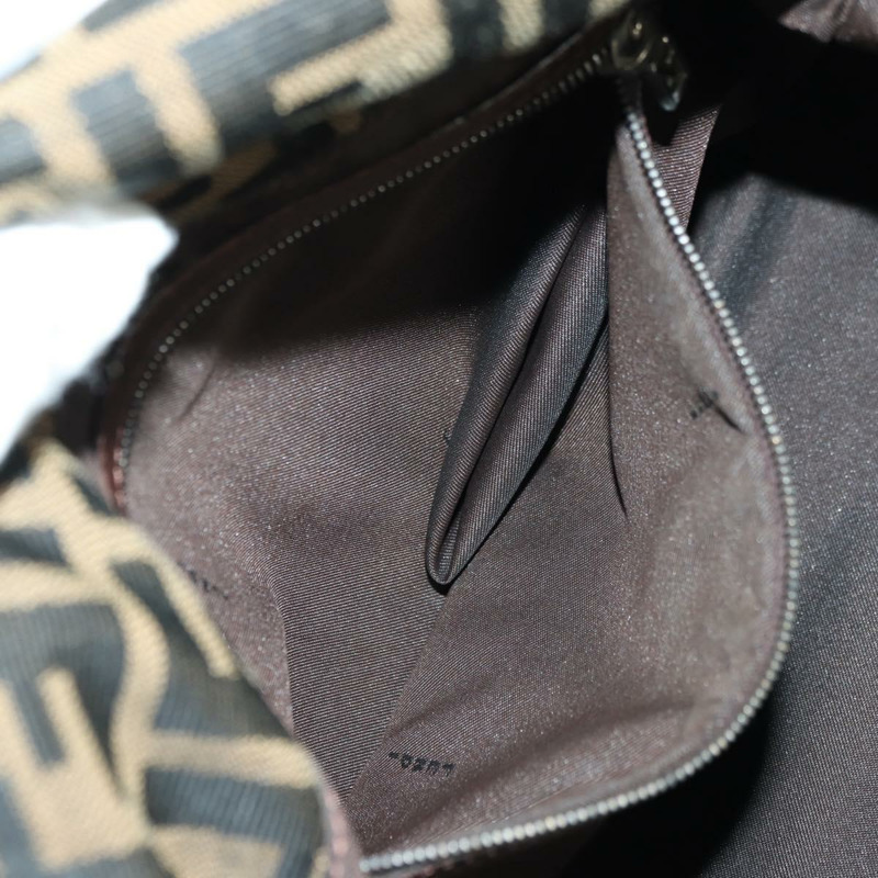 【日本直送】FENDI Zucca帆布Mamma Baguette單肩包 棕色/黑色 正品 177694SAV-23