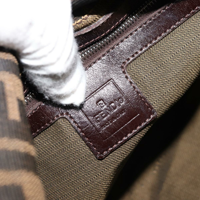 【日本直送】FENDI Zucca帆布Mamma Baguette包 黑色棕色 222826426 Auth fm5313A-19