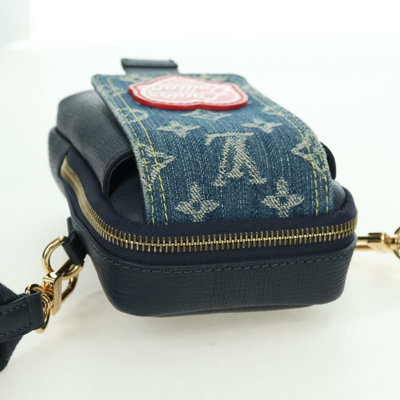 【日本直送】路易威登 (LOUIS VUITTON) 牛仔布 LVxNIGO 雙手機袋 藍色 M81060 正品 170550SM-5