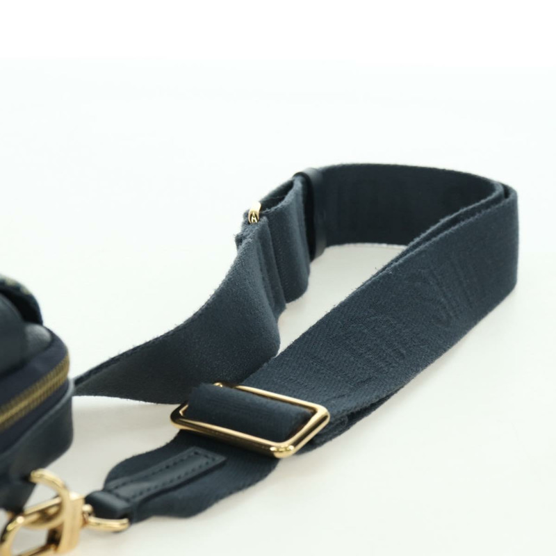 【日本直送】路易威登 (LOUIS VUITTON) 牛仔布 LVxNIGO 雙手機袋 藍色 M81060 正品 170550SM-7