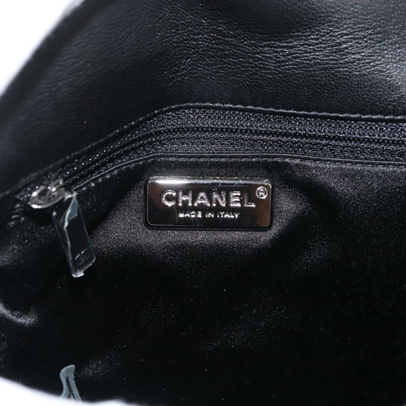 【日本直送】香奈兒 (CHANEL) 絎縫手拿包，羊皮材質，紅色，銀色雙C標誌，正品編號 bs35064SAM-18