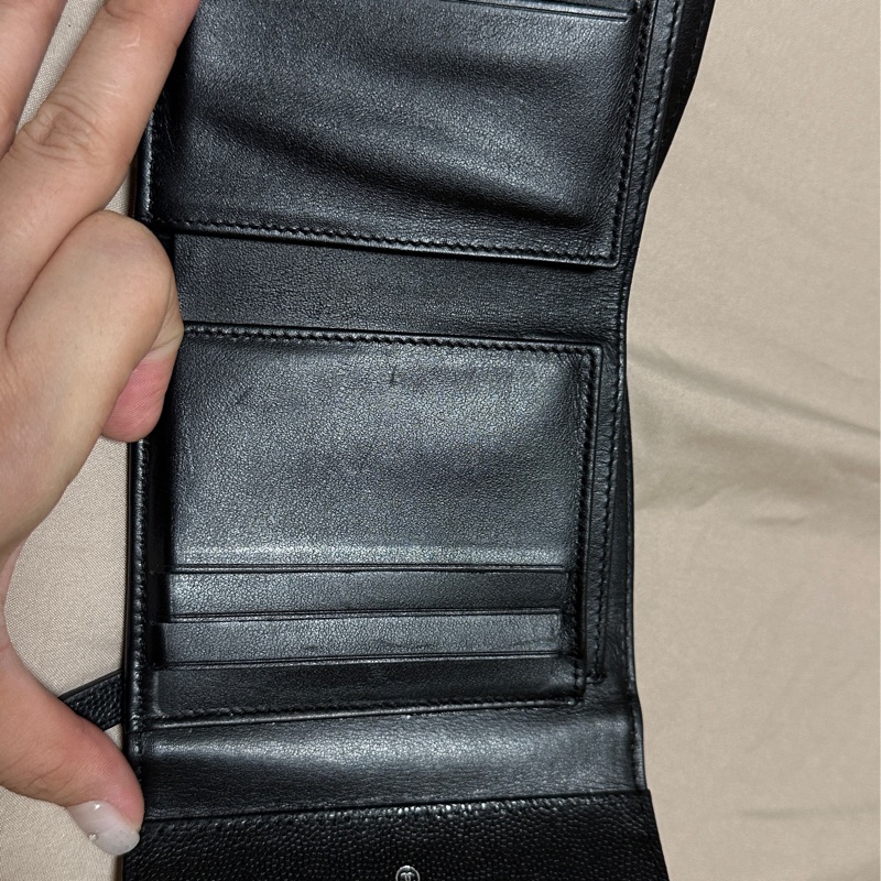 Chanel 黑色銀標牛皮三折中夾-2