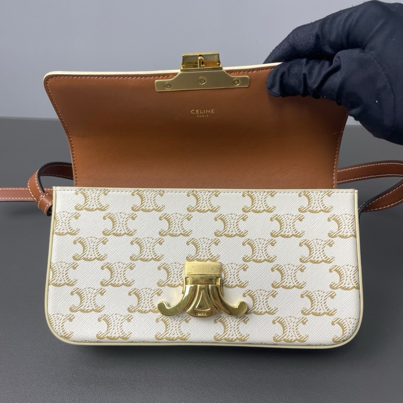 CELINE/賽琳 21年 Claude 凱旋門標誌經典滿印老花金屬質感鎖扣 牛皮革 腋下包單肩包 女款 白色/卡其色 尺寸：20*10*4-7