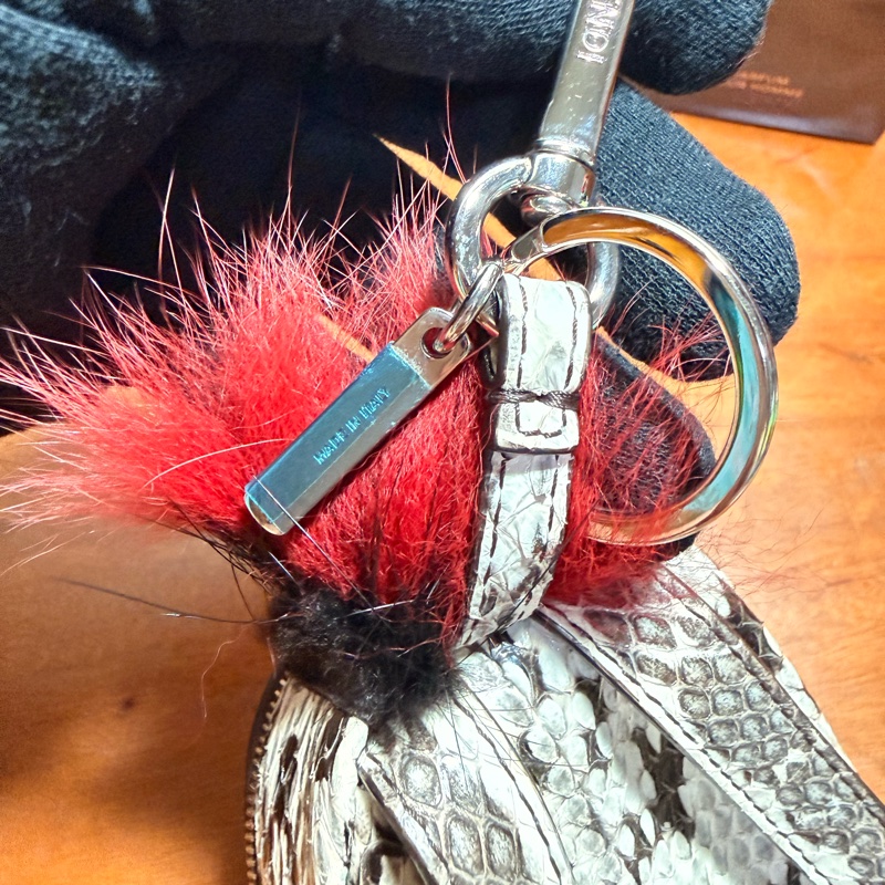 Fendi 怪獸吊飾零錢包/珍稀材質/全蛇皮/貂毛拼接/-11