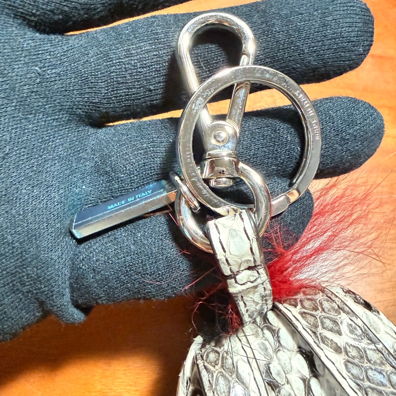 Fendi 怪獸吊飾零錢包/珍稀材質/全蛇皮/貂毛拼接/-20