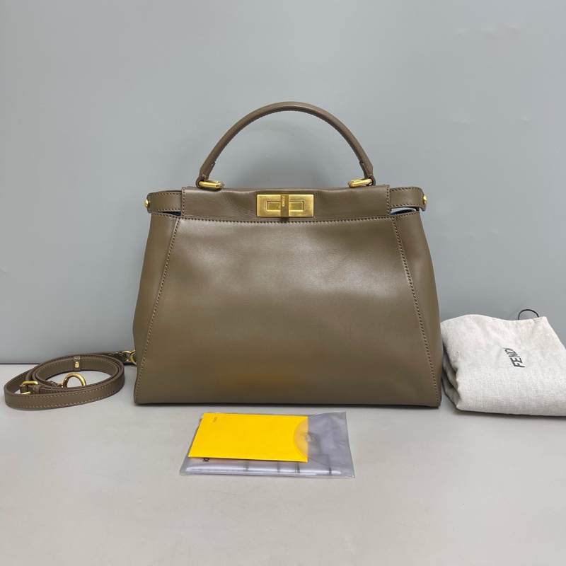Fendi 芬迪 Peekaboo 棕色全皮金扣 中號-1