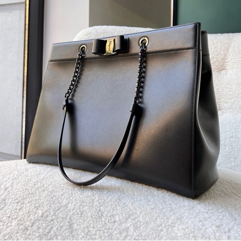 Ferragamo 菲拉格慕 黑色牛皮托特