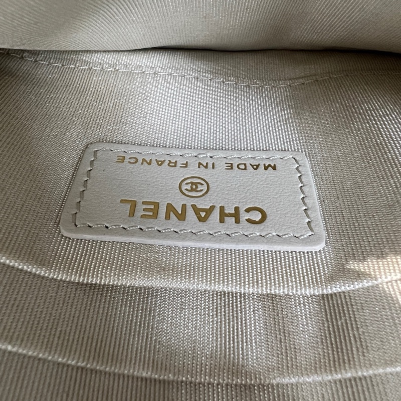 Chanel/香奈兒 米色全皮19bag系列 手拿零錢包卡包手機包 30開有保卡-8