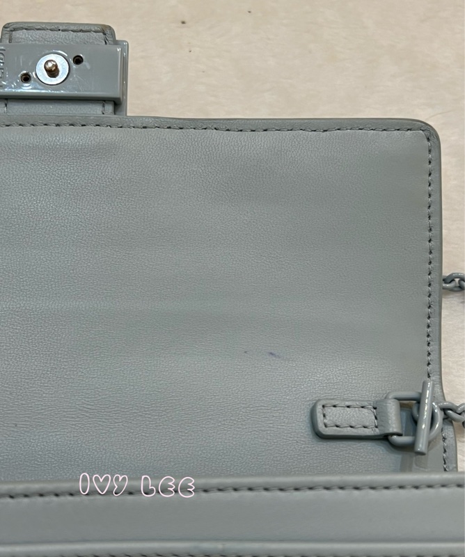 Fendi 8M0365 Baguette FF 立體浮雕小羊皮 WOC 長款皮夾配飾鏈 灰藍 正品 二手精品-28
