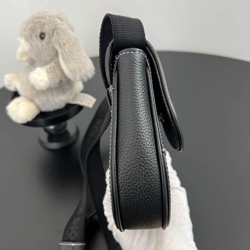 Dior/迪奧 Sacai聯名款 mini迷你馬鞍包 腰包胸包黑色 22年編碼。-1