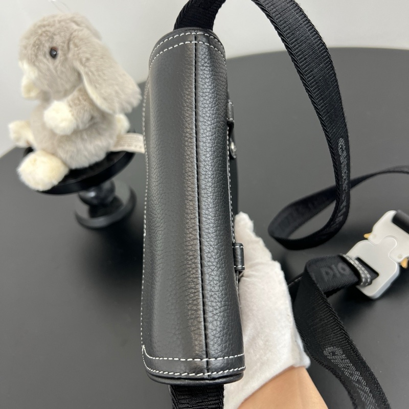 Dior/迪奧 Sacai聯名款 mini迷你馬鞍包 腰包胸包黑色 22年編碼。-7