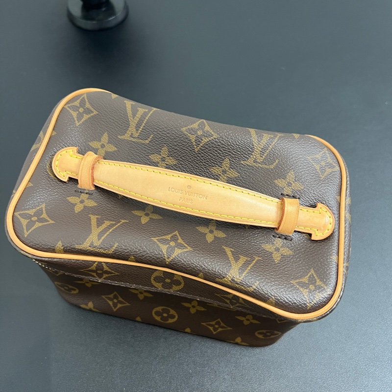 路易威登/LV 經典老花化妝盒子 化妝包手提款 芯片款 21年小票-5