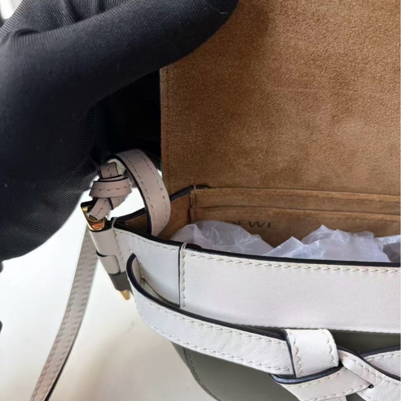 Loewe 羅意威mini gate 白拼橄欖綠尺寸15x13無配件-7
