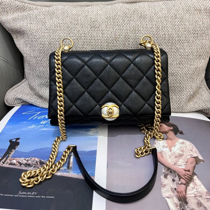 香奈兒/Chanel 黑金珍珠風琴包-0