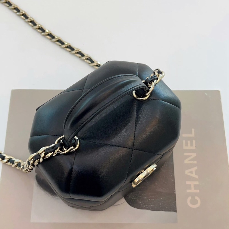CHANEL/香奈兒 月光寶盒金扣 單肩斜挎包，晶片款-4