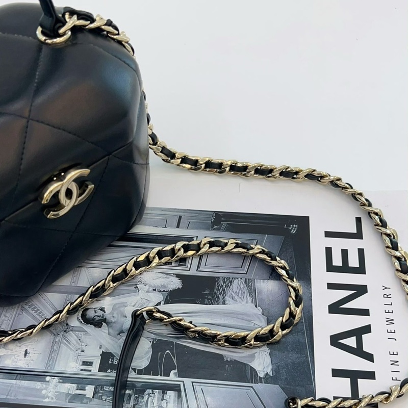 CHANEL/香奈兒 月光寶盒金扣 單肩斜挎包，晶片款-5