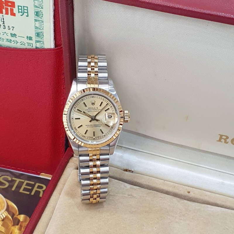 【大眾名錶】ROLEX勞力士 69173 Datejust 蠔式女錶 金色T柱面盤 羅馬外圈 底蓋原廠 大眾名錶G288-2