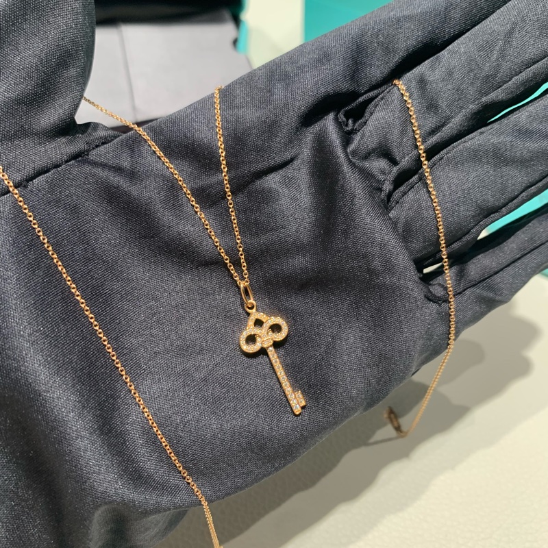 Tiffany 鳶尾花鑰匙項鏈玫瑰金滿鑽-3