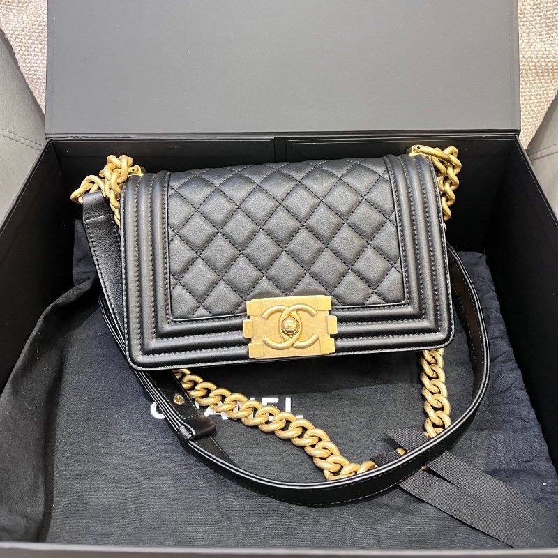 香奈兒/Chanel LEBOY小號黑金牛皮肩背斜背包-5