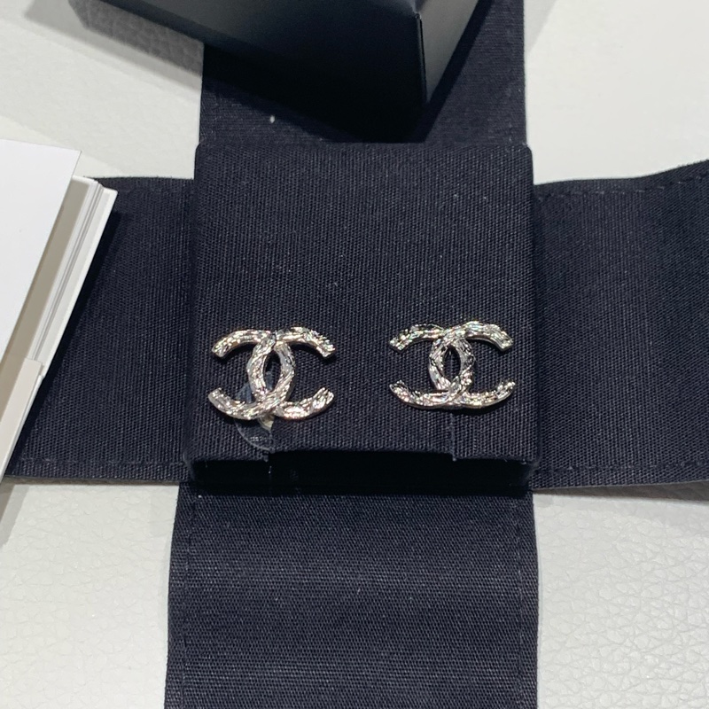 CHANEL雙c耳環 百搭款式-6