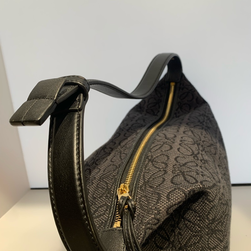 Loewe飯盒單肩包尺寸35.5×21×16.5cm-13