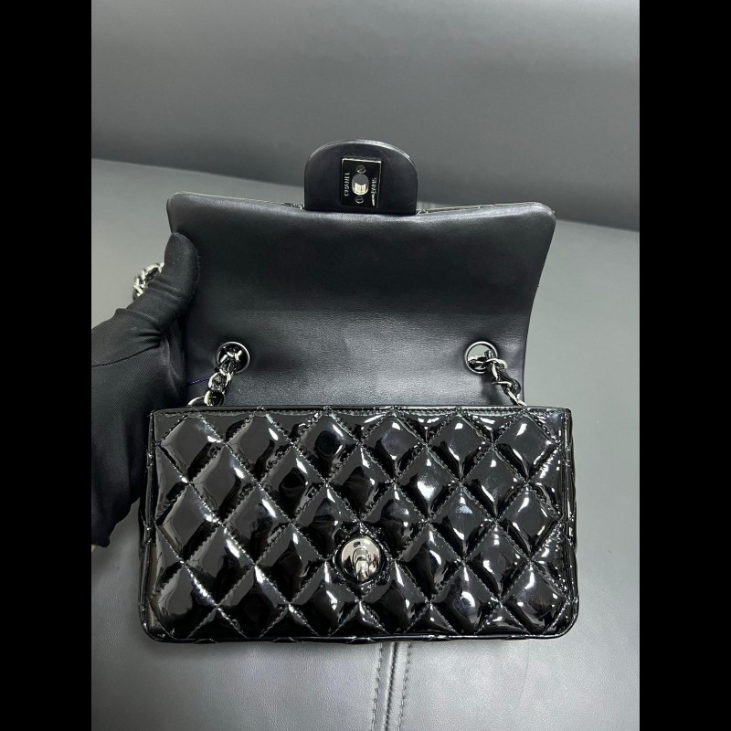 Chanel classic flap mini-4