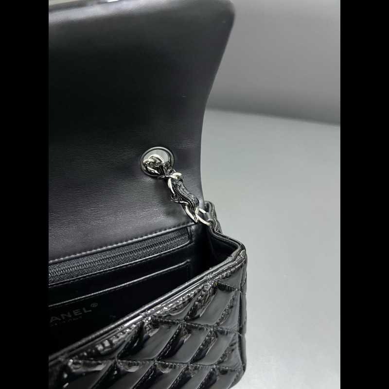Chanel classic flap mini-9