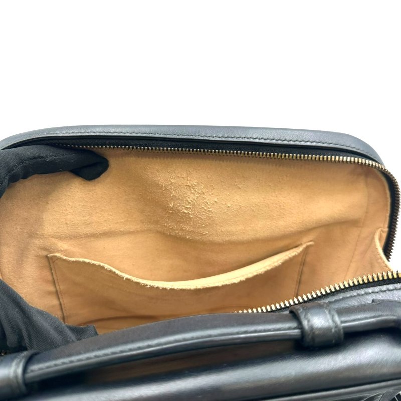 【美收精品】Gucci 山型紋愛心黑色肩背包 C-487【隔月月中將轉賣至日本 上架期限30天】-9
