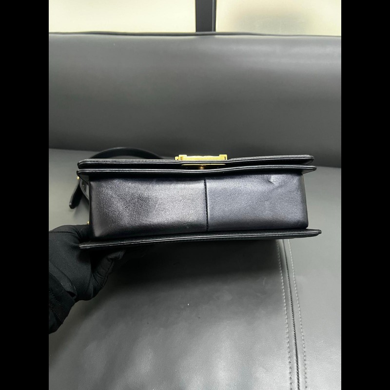 Chanel Leboy medium 
黑金羊皮-4