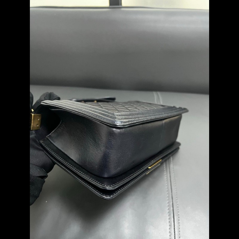 Chanel Leboy medium 
黑金羊皮-8