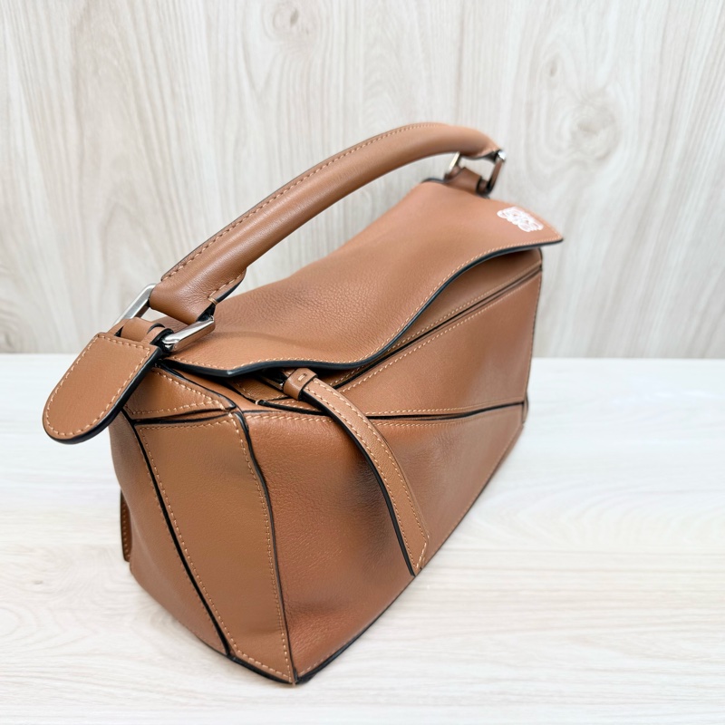 LOEWE🤎焦糖色牛皮Puzzle小號-5