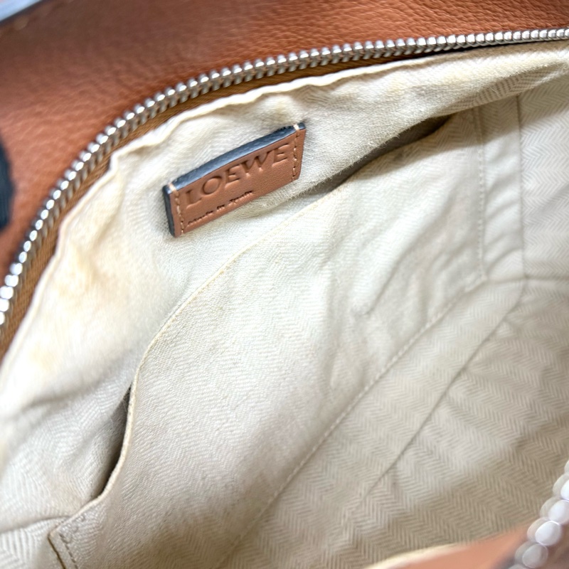 LOEWE🤎焦糖色牛皮Puzzle小號-19