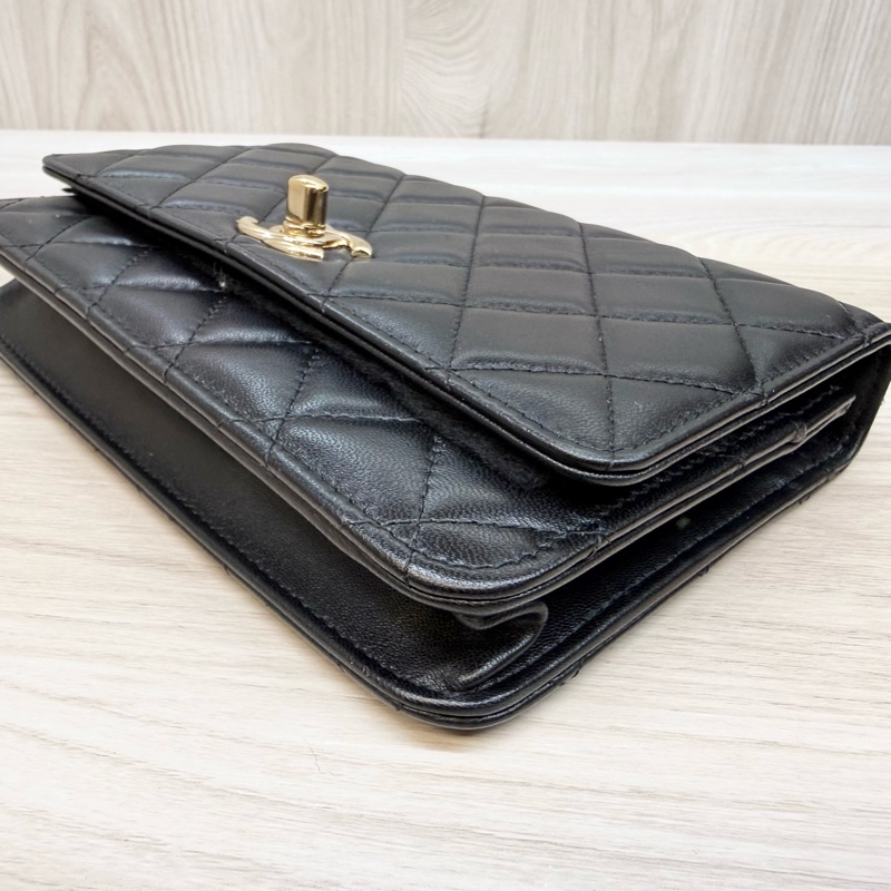 CHANEL黑羊皮Trendy CCWOC鏈包-15