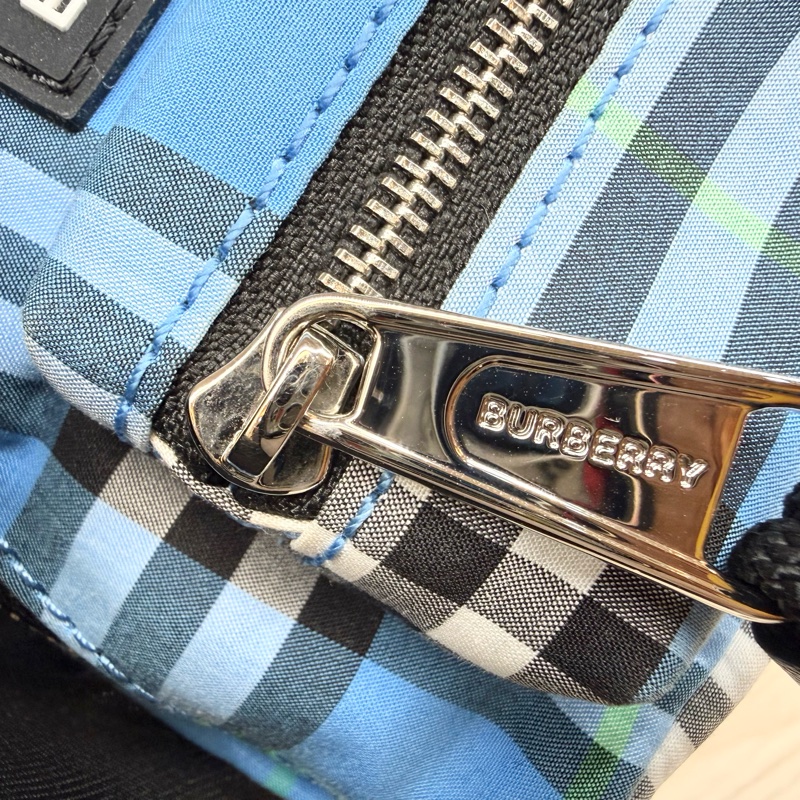 Burberry藍色復古格紋迷你背包鑰匙圈-7