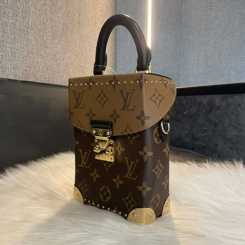 LV CAMERA BOX 兩用包 晶片款-1