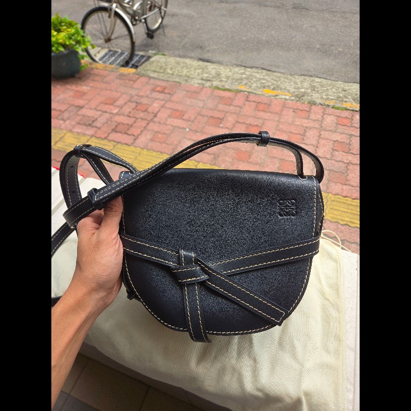 loewe Gate Small Bag Midnight Blue

(午夜藍）-5